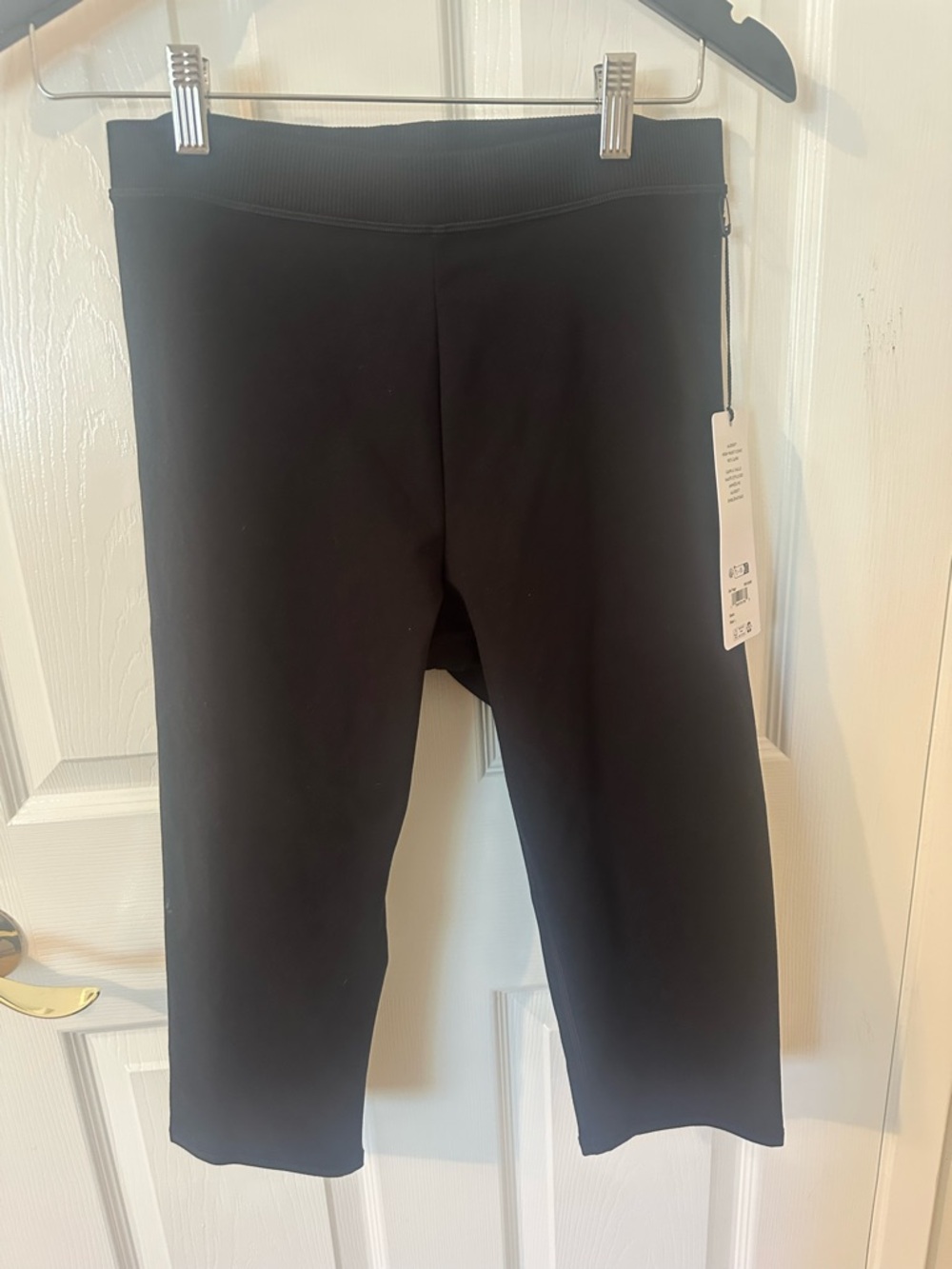 Alo Black Active Pull-On Crop Yoga Pants NWT